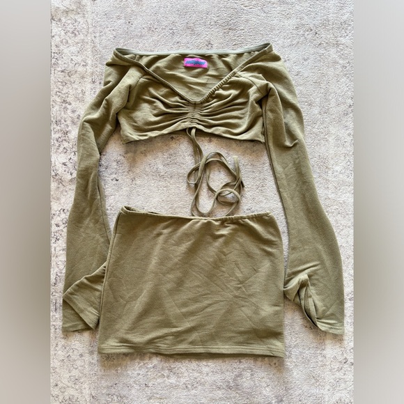 Edikted 2 piece set - Picture 2 of 3